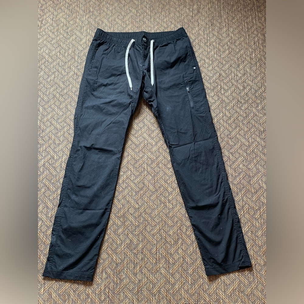 NWOT Vuori Ripstop Hiking/Climbing pants - black - large